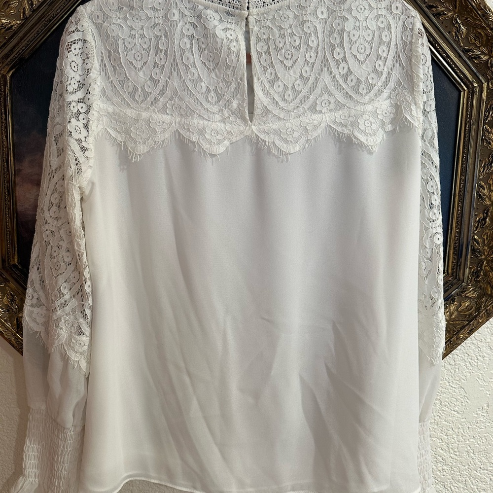 White House Black Market White Lace Yoke Blouse - Picture 5 of 6